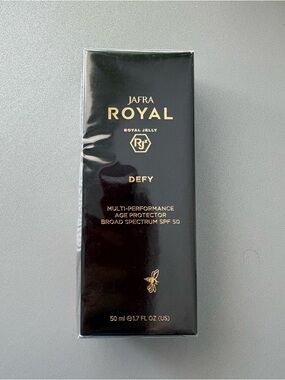 NWT Jafra Royal Defy Sunscreen SPF 50